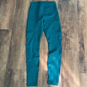 Lululemon Wunder under teal